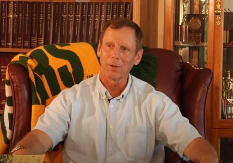 a-common-man-neumann-hero-01